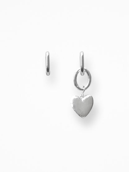 U HOOPS with HEART PENDANT EARRINGS SILVER